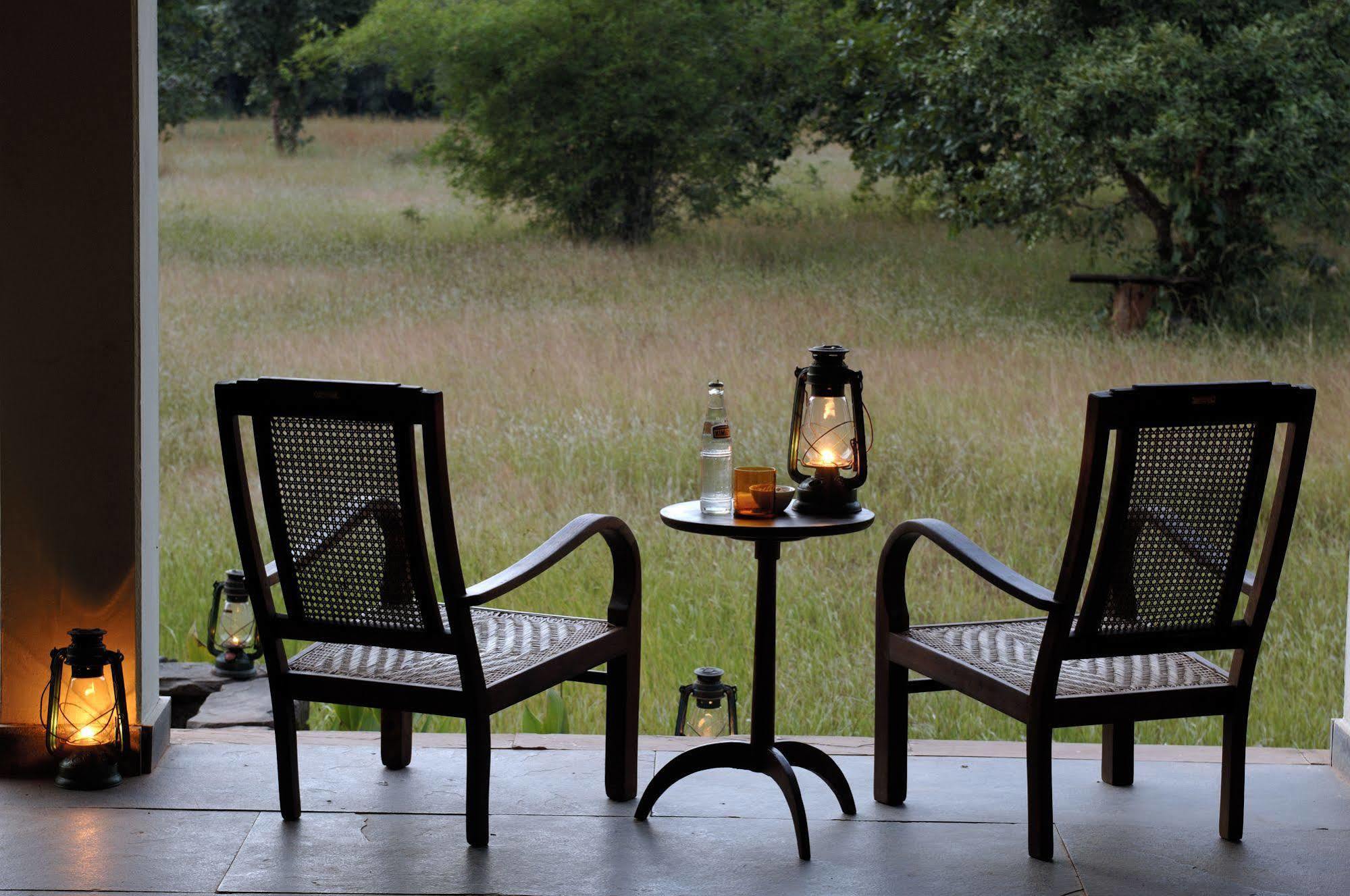 Mahua Kothi, Bandhavgarh National Park Hotel Tāla Exterior photo